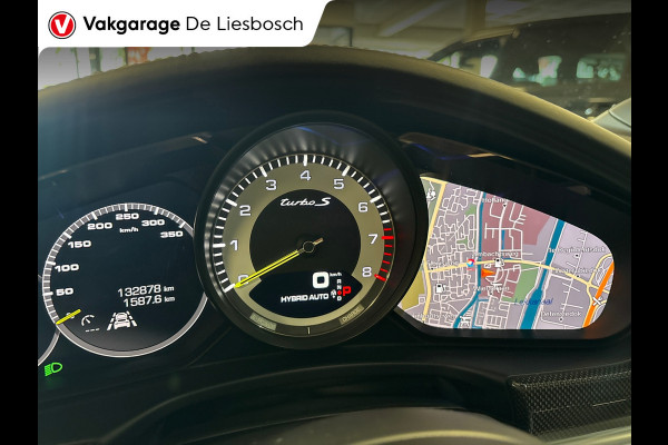 Porsche Panamera Sport Turismo 4.0 Turbo S E-Hybrid / pano / leer / keramisch/ Bose / softclose / sportchrono