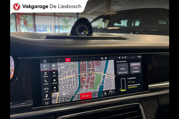 Porsche Panamera Sport Turismo 4.0 Turbo S E-Hybrid / pano / leer / keramisch/ Bose / softclose / sportchrono