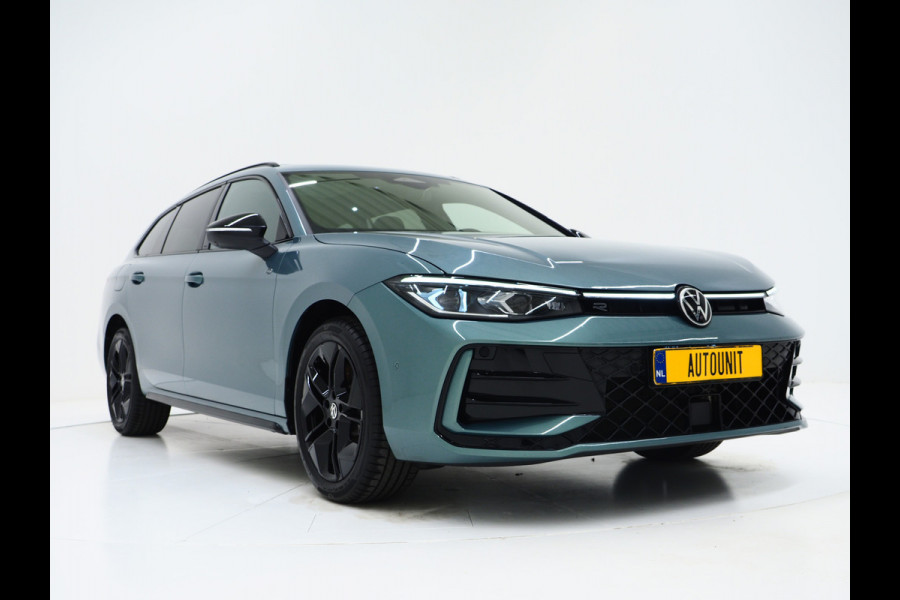 Volkswagen Passat Variant 1.5 eHybrid R-Line Edition | 5 Jaar Garantie | Panoramadak | Trekhaak | Massage | 360 | HUD | Sfeerlicht | Keyless