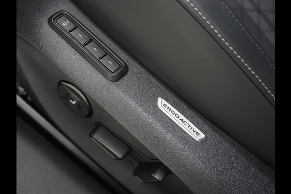 Volkswagen Passat Variant 1.5 eHybrid R-Line Edition | 5 Jaar Garantie | Panoramadak | Trekhaak | Massage | 360 | HUD | Sfeerlicht | Keyless