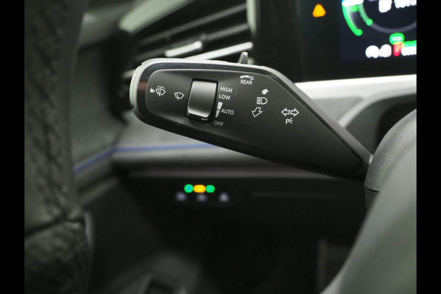 Volkswagen Passat Variant 1.5 eHybrid R-Line Edition | 5 Jaar Garantie | Panoramadak | Trekhaak | Massage | 360 | HUD | Sfeerlicht | Keyless