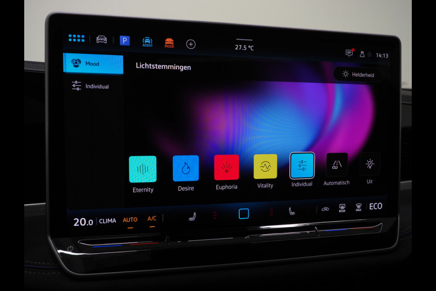 Volkswagen Passat Variant 1.5 eHybrid R-Line Edition | 5 Jaar Garantie | Panoramadak | Trekhaak | Massage | 360 | HUD | Sfeerlicht | Keyless