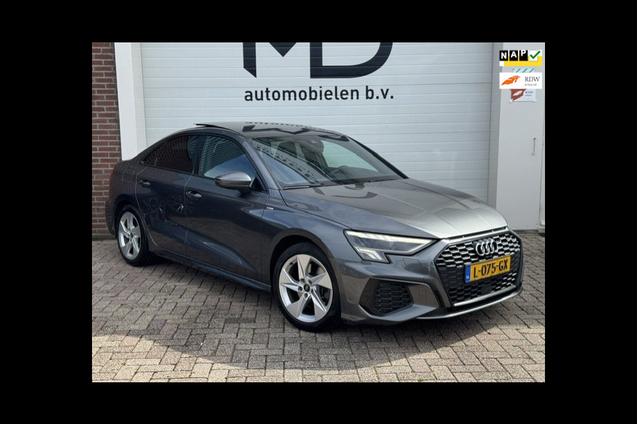 Audi A3 Limousine 30 TFSI S edition -Panorama-Virtual-Matrix