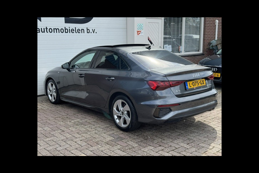 Audi A3 Limousine 30 TFSI S edition -Panorama-Virtual-Matrix