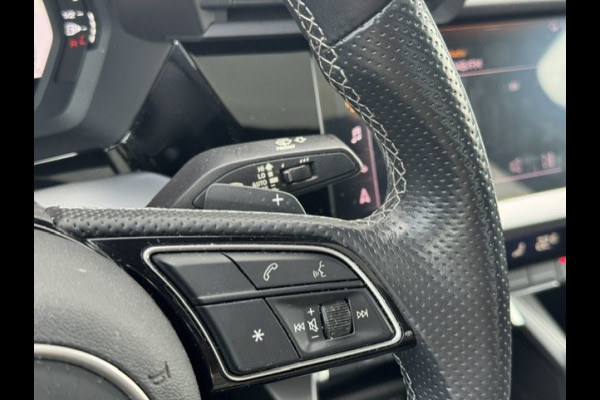 Audi A3 Limousine 30 TFSI S edition -Panorama-Virtual-Matrix