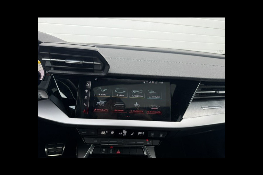 Audi A3 Limousine 30 TFSI S edition -Panorama-Virtual-Matrix