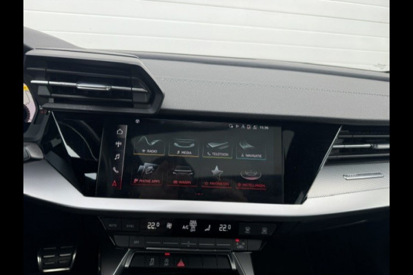 Audi A3 Limousine 30 TFSI S edition -Panorama-Virtual-Matrix