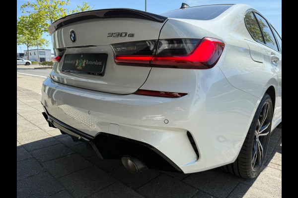 BMW 3-serie 330e High Executive M Performance CARBON 360º