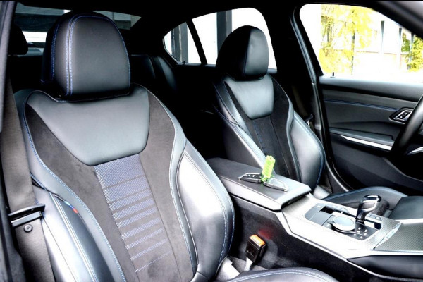BMW 3-serie 330e High Executive M Performance CARBON 360º