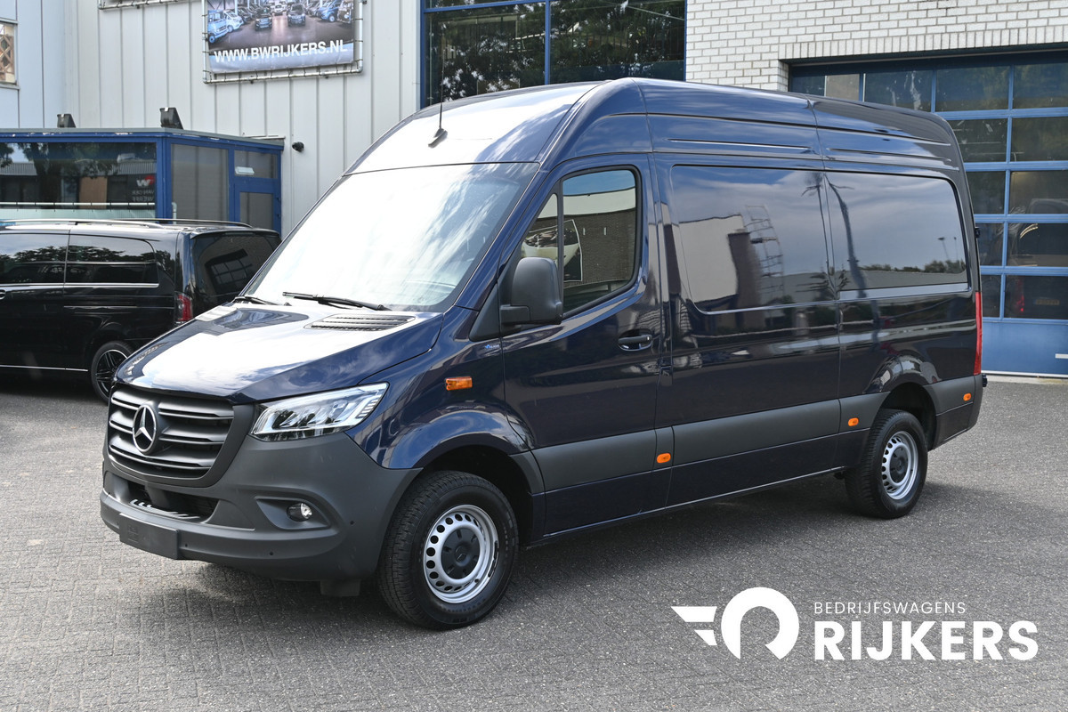 Mercedes-Benz Sprinter 317 CDI L2H2 Pro LED, Geveerde stoel, Navigatie met camera