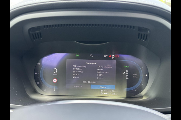 Volvo XC60 2.0 T8 Plug-in hybrid AWD Ultra Dark SOH 100% | 21'' INCH WIELEN | HARMAN KARDON | MEM. SEATS | VOOR & ACHTER STOELEN VERWARMD | STUURWIEL VERWARMD | PANO | KEYLESS | DODE HOEK | RIJKLAAR + 12 MND BOVAG GARANTIE |