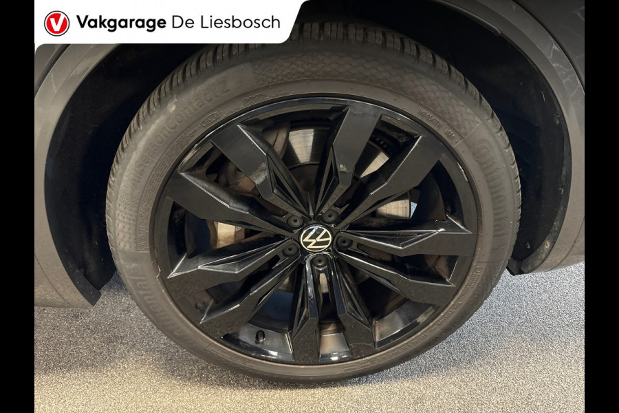 Volkswagen Touareg 3.0 TSi eHybrid 4MOTION R/pano/leer/trekhaak/luchtvering/camera/