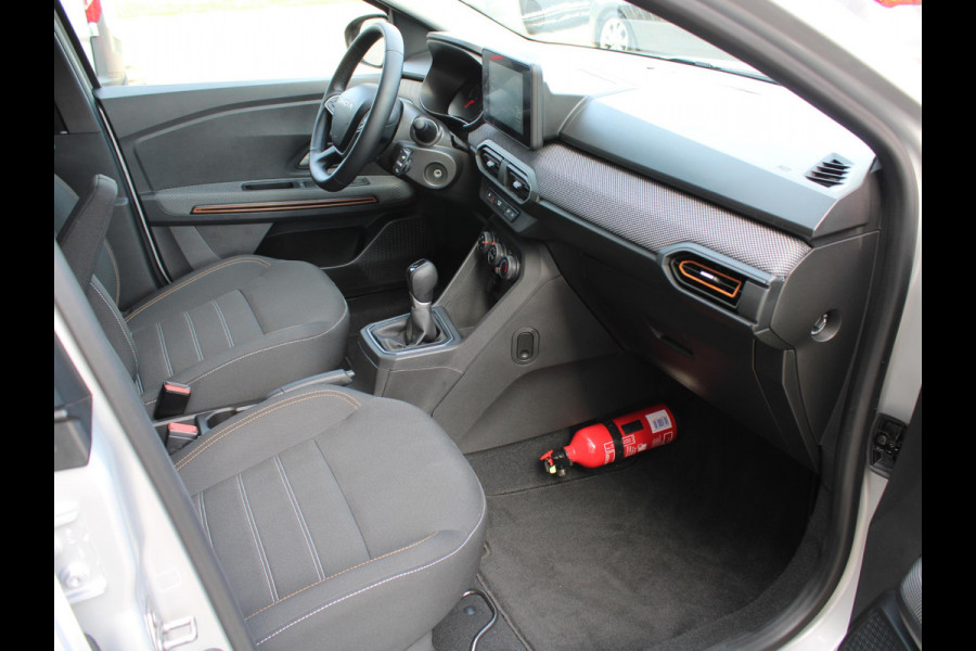 Dacia SANDERO Stepway 1.0 TCe 90 Extreme | AUTOMAAT | APPLE CARPLAY | NAVIGATIE | DODE HOEK DETECTIE |