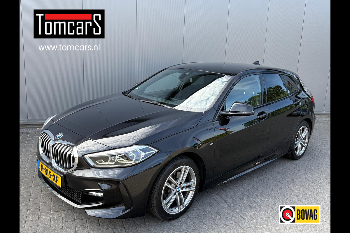 BMW 1-serie 118i 140PK Automaat Executive Edition M-Sport Sportstoelen/Parkeerhulp/Navigatie/Cruise-control