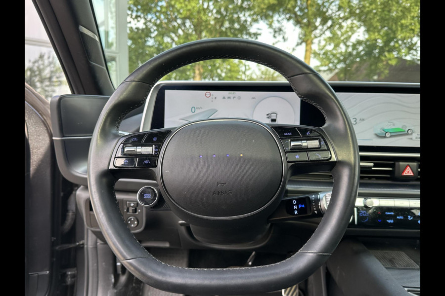 Hyundai IONIQ 6 First Edition AWD 77.4 kWh SOH 100% | PANO | STOEL VERWAMRING VOOR & ACHTER | MEM. SEAT | ELEK. STOELEN | BOSE BOXEN | 360 CAMERA | FABRIEKS GARANTIE TM 03-2028 | RIJKLAAR ! |