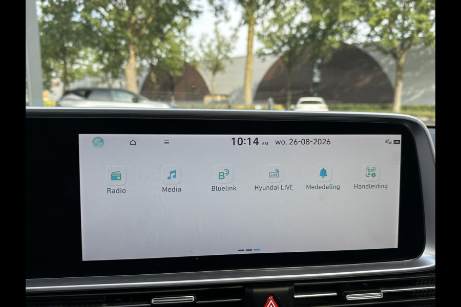 Hyundai IONIQ 6 First Edition AWD 77.4 kWh SOH 100% | PANO | STOEL VERWAMRING VOOR & ACHTER | MEM. SEAT | ELEK. STOELEN | BOSE BOXEN | 360 CAMERA | FABRIEKS GARANTIE TM 03-2028 | RIJKLAAR ! |