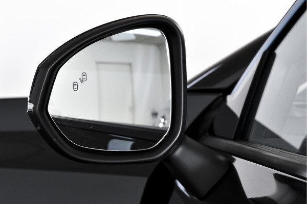Lynk & Co 01 1.5 PHEV 261PK MY21 | Afn. Trekhaak | S/K-panodak | Adapt. Cruise | Memory | Elek. klep | LM 20" | 0638