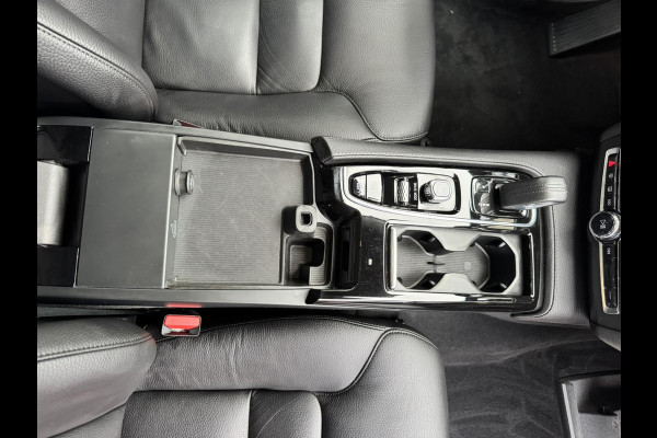 Volvo V90 2.0 T6 PHEV AWD SOH85% Automaat Adaptive cruise Climate Stuur-stoelverwarming Leer Apple / Android Dodehoekdetectie