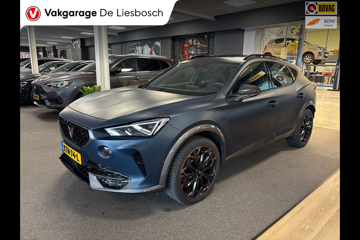 CUPRA Formentor 1.4 e-Hybrid VZ Copper Edition / pano / memory / carplay / beats / carbon / camera