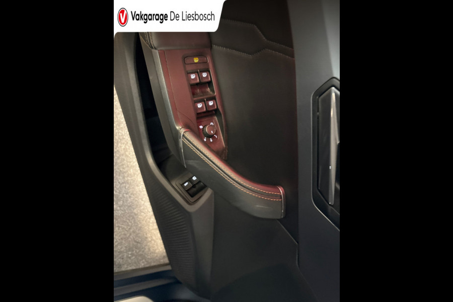 CUPRA Formentor 1.4 e-Hybrid VZ Copper Edition / pano / memory / carplay / beats / carbon / camera
