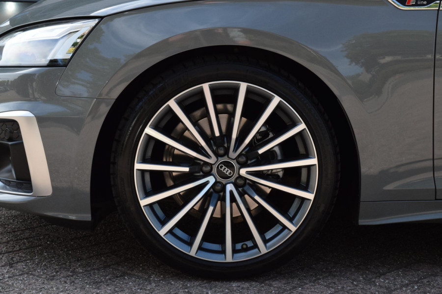 Audi A5 Cabriolet 35 TFSI S edition Compet.|Nekverwarm.|Massage|