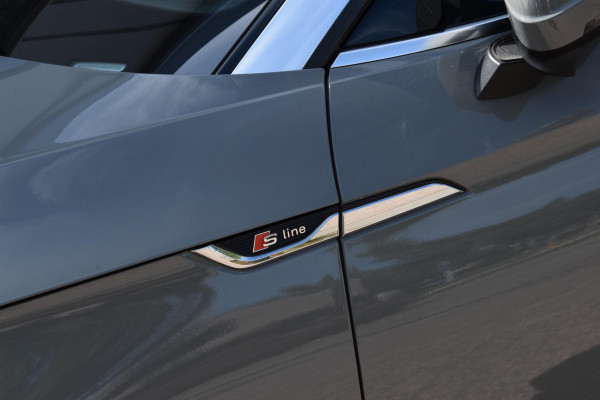 Audi A5 Cabriolet 35 TFSI S edition Compet.|Nekverwarm.|Massage|