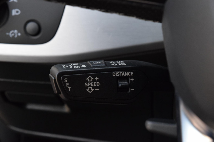 Audi A5 Cabriolet 35 TFSI S edition Compet.|Nekverwarm.|Massage|
