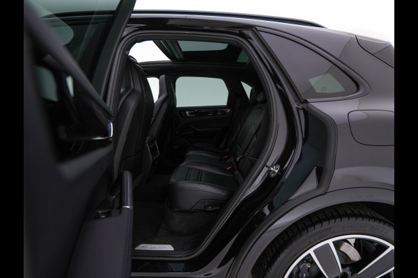 Porsche Cayenne 3.0 E-Hybrid AWD (Plug-in) {SoH-100%} (INCL-BTW) *PANO | LEATHER | FULL-LED | SPORTCHRONO | MEMORY-PACK | BOSE-AUDIO | TOPVIEW | HEATED/VENTILATED-SPORTSEATS | DAB | NAVI-FULLAMP | PRIVACY-GLASS | SHIFTPADDLES | TOWBAR | 22''AL