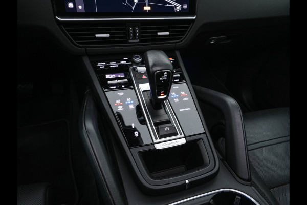 Porsche Cayenne 3.0 E-Hybrid AWD (Plug-in) {SoH-100%} (INCL-BTW) *PANO | LEATHER | FULL-LED | SPORTCHRONO | MEMORY-PACK | BOSE-AUDIO | TOPVIEW | HEATED/VENTILATED-SPORTSEATS | DAB | NAVI-FULLAMP | PRIVACY-GLASS | SHIFTPADDLES | TOWBAR | 22''AL