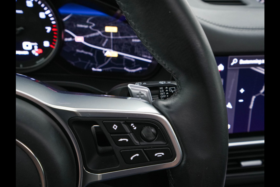 Porsche Cayenne 3.0 E-Hybrid AWD (Plug-in) {SoH-100%} (INCL-BTW) *PANO | LEATHER | FULL-LED | SPORTCHRONO | MEMORY-PACK | BOSE-AUDIO | TOPVIEW | HEATED/VENTILATED-SPORTSEATS | DAB | NAVI-FULLAMP | PRIVACY-GLASS | SHIFTPADDLES | TOWBAR | 22''AL
