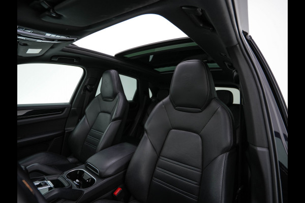 Porsche Cayenne 3.0 E-Hybrid AWD (Plug-in) {SoH-100%} (INCL-BTW) *PANO | LEATHER | FULL-LED | SPORTCHRONO | MEMORY-PACK | BOSE-AUDIO | TOPVIEW | HEATED/VENTILATED-SPORTSEATS | DAB | NAVI-FULLAMP | PRIVACY-GLASS | SHIFTPADDLES | TOWBAR | 22''AL
