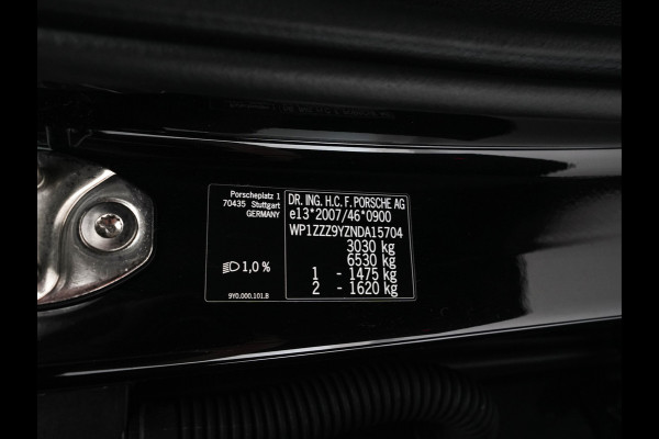 Porsche Cayenne 3.0 E-Hybrid AWD (Plug-in) {SoH-100%} (INCL-BTW) *PANO | LEATHER | FULL-LED | SPORTCHRONO | MEMORY-PACK | BOSE-AUDIO | TOPVIEW | HEATED/VENTILATED-SPORTSEATS | DAB | NAVI-FULLAMP | PRIVACY-GLASS | SHIFTPADDLES | TOWBAR | 22''AL