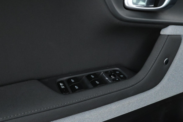 Polestar 2 Standard Range Single Motor 63kWh Digital Dash, Adaptive Cruise Control, Pilot Assist