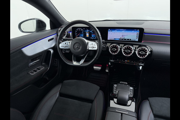 Mercedes-Benz CLA-Klasse 180 AMG line | Night Sfeer Dodehoek Trekhaak