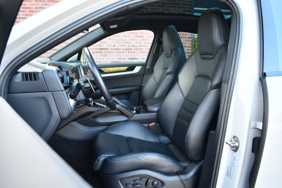 Porsche Cayenne Coupé 3.0 S E-Hybrid Pano Trekh ACC HUD 360 Chrono 22inch