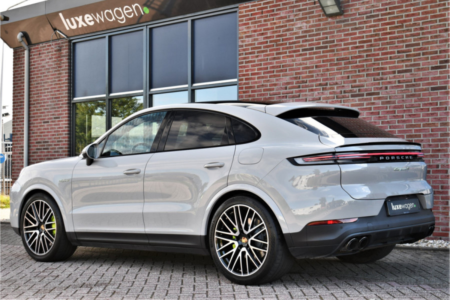Porsche Cayenne Coupé 3.0 S E-Hybrid Pano Trekh ACC HUD 360 Chrono 22inch