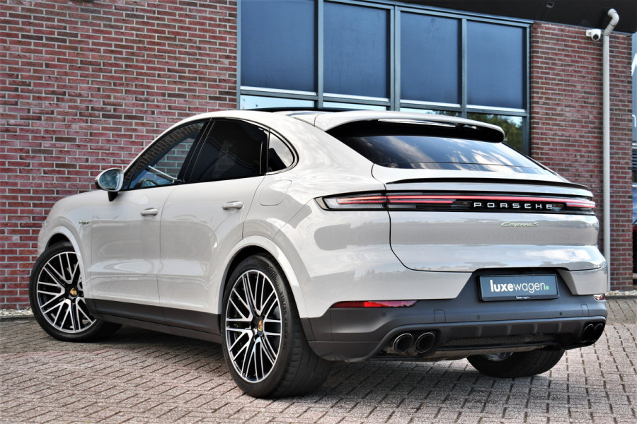 Porsche Cayenne Coupé 3.0 S E-Hybrid Pano Trekh ACC HUD 360 Chrono 22inch
