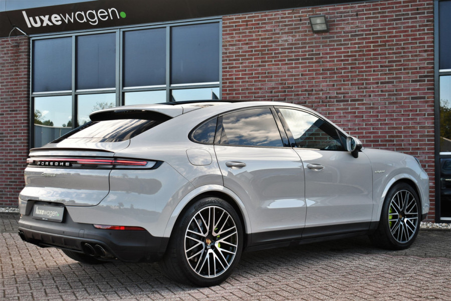 Porsche Cayenne Coupé 3.0 S E-Hybrid Pano Trekh ACC HUD 360 Chrono 22inch