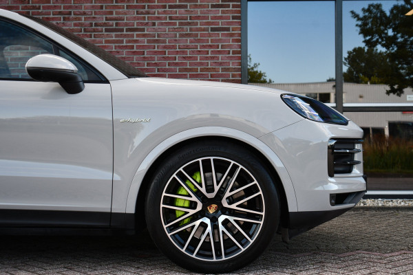 Porsche Cayenne Coupé 3.0 S E-Hybrid Pano Trekh ACC HUD 360 Chrono 22inch