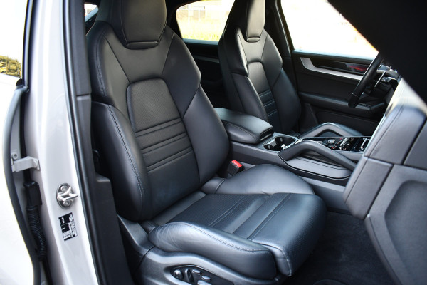 Porsche Cayenne Coupé 3.0 S E-Hybrid Pano Trekh ACC HUD 360 Chrono 22inch