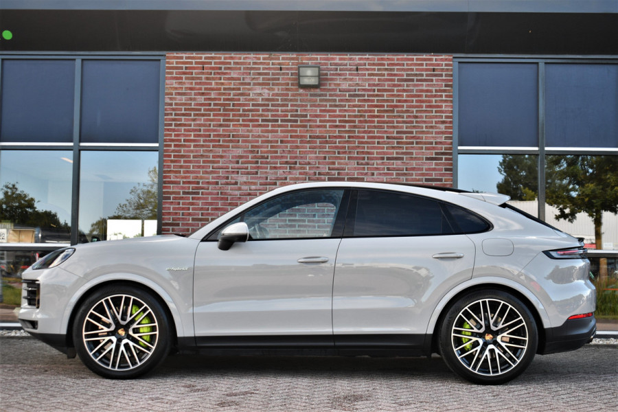Porsche Cayenne Coupé 3.0 S E-Hybrid Pano Trekh ACC HUD 360 Chrono 22inch