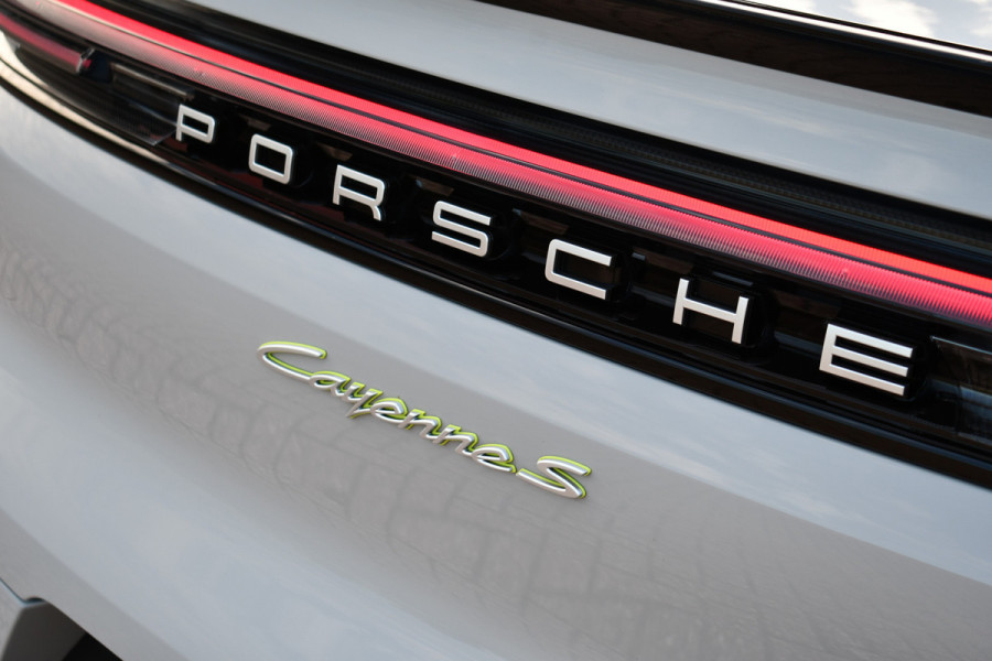 Porsche Cayenne Coupé 3.0 S E-Hybrid Pano Trekh ACC HUD 360 Chrono 22inch
