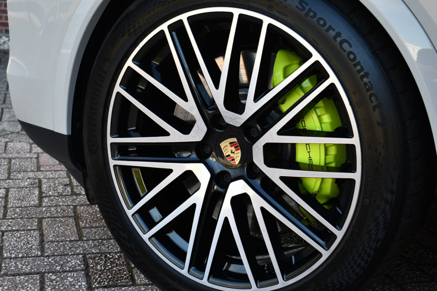 Porsche Cayenne Coupé 3.0 S E-Hybrid Pano Trekh ACC HUD 360 Chrono 22inch