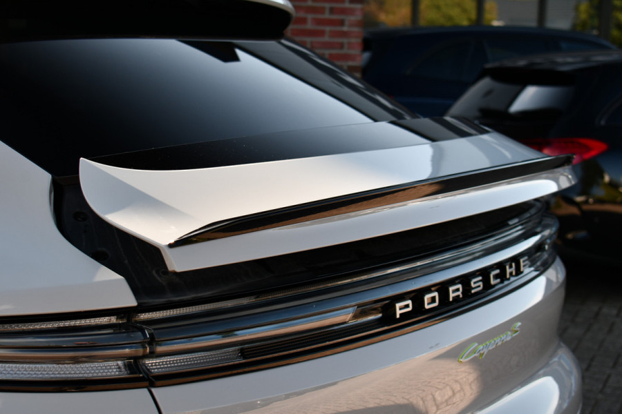 Porsche Cayenne Coupé 3.0 S E-Hybrid Pano Trekh ACC HUD 360 Chrono 22inch