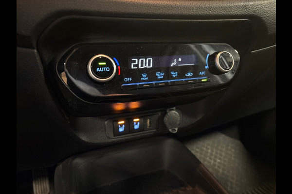 Toyota Aygo X 1.0 VVT-i MT first / apple /stoelverw /cruisec /camera/pdc/clima/boeken