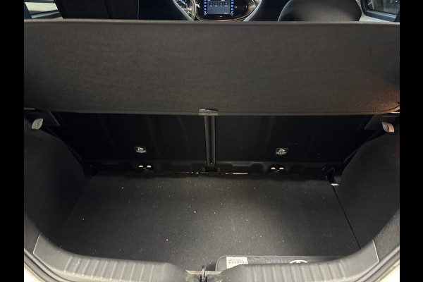 Toyota Aygo X 1.0 VVT-i MT first / apple /stoelverw /cruisec /camera/pdc/clima/boeken