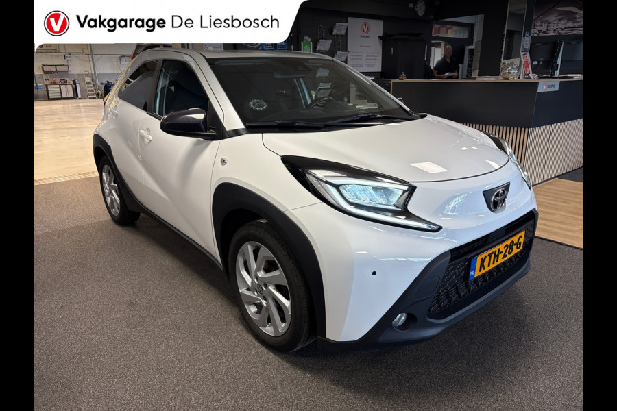 Toyota Aygo X 1.0 VVT-i MT Play /clima/stoelverw / camera/cruisec /pdc/apple/boeken