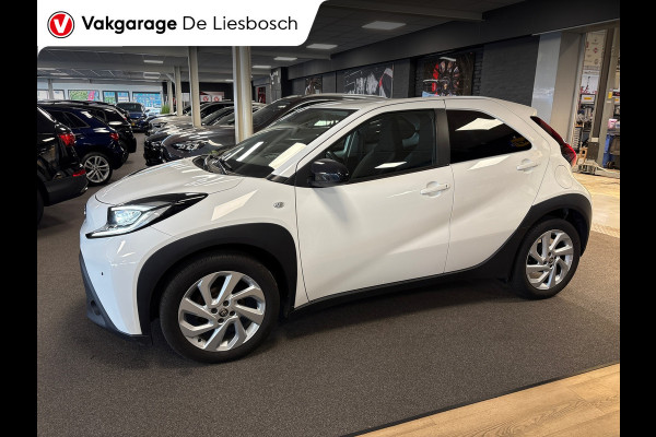 Toyota Aygo X 1.0 VVT-i MT Play /clima/stoelverw / camera/cruisec /pdc/apple/boeken