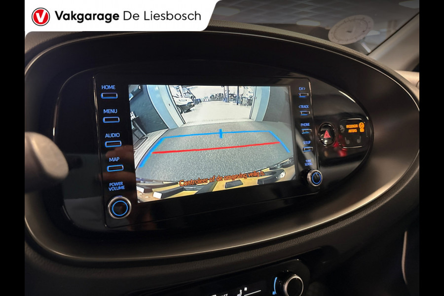 Toyota Aygo X 1.0 VVT-i MT Play /clima/stoelverw / camera/cruisec /pdc/apple/boeken
