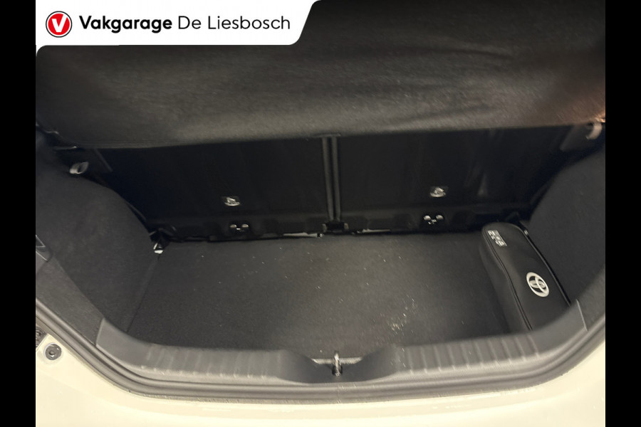 Toyota Aygo X 1.0 VVT-i MT Play /clima/stoelverw / camera/cruisec /pdc/apple/boeken